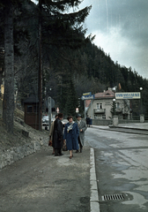 Ausztria, Semmering, Hochstrasse, a Grandhotel Panhans előtt., 1962, Jakab Antal, színes, Fortepan #201824