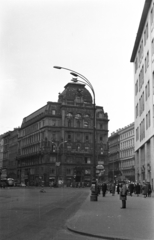 Austria, Vienna, Stephansplatz, a Jasomirgottstrasse saroktól a Stock-im-Eisen-Platz felé nézve., 1962, Jakab Antal, Fortepan #201848