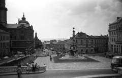 Hungary, Pécs, Széchenyi tér, kilátás a Dzsámi elöl, balra Hunyadi János szobra, középen a Szentháromság-szobor., 1963, Jakab Antal, Fortepan #201898