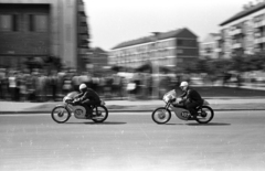 Hungary, Uránváros, Pécs, Ybl Miklós utca - Kőrősi Csoma Sándor utca sarok, Országos Gyorsasági Motorverseny., 1963, Jakab Antal, Fortepan #201929