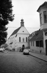 Romania,Transylvania, Sibiu, Strada Avram Iancu, szemben a Strada General Magheru sarkán a Nagyszebeni orsolyita templom (Biserica Romano-Catolică Ursulinelor)., 1972, Jakab Antal, Fortepan #202142