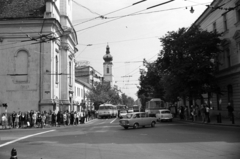 Romania,Transylvania, Cluj-Napoca, Fő tér, balra a Wesselényi Miklós utca (Strada Regele Ferdinand, ekkor Strada Dózsa György) és az evangélikus templom. Szemben a Kossuth Lajos utca (Bulevardul 21 Decembrie 1989) és az unitárius templom., 1972, Jakab Antal, Fortepan #202195