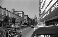 Németország, Frankfurt am Main, Grosse Eschenheimer Strasse a Hauptwache felől, szemben az Eschenheim-torony (Eschenheimer Turm)., 1973, Jakab Antal, Fortepan #202239