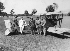 Lampich Árpád L-4/60 Bohóc típusú repülőgépe., 1929, Fortepan, közlekedés, magyar gyártmány, pilóta, repülőgép, csendőr, repülőtér, biplán, Fortepan #20230