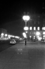 Németország, Drezda, a Wilsdruffer Strasse (Ernst-Thälmann-Strasse) az Altmarkt északi oldaláról a Pirnaischer Platz felé nézve, 1962, Faragó László, NDK, Fortepan #202503