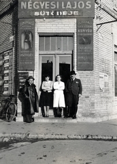 Hungary, Hódmezővásárhely, Szeremlei utca és a Bajcsy-Zsillinszky Endre (Kállay) utca sarok., 1940, Jóna Dávid, bakery, Fortepan #202621