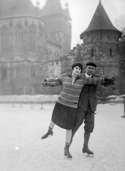 Magyarország, Városliget, Budapest XIV., Műjégpálya., 1934, Privát Fotó és Film Archívum-Urbach gyűjtemény, korcsolyázás, jégpálya, Budapest, Fortepan #20273