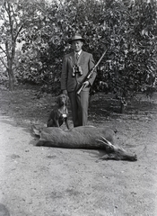 1933, Tóth Árpád, place, dog, telescope, hunter, hunting rifle, Fortepan #203157