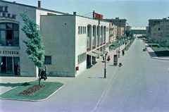 Hungary, Dunaújváros, (Sztálinváros), Bartók Béla (November 7.) tér, balra az Üzletház., 1957, Kiss Lajos, street view, colorful, Fortepan #203453