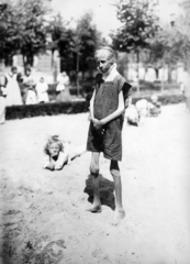 Hungary, Budapest, 1919, Library of Congress, girl, Fortepan #203462