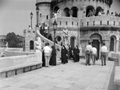 Magyarország, budai Vár,Halászbástya, Budapest I., 1965, Kővári Éva, Budapest, apáca, Fortepan #203559