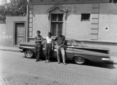 1965, Kővári Éva, Chevrolet Impala, napszemüveg, Fortepan #203568