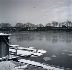 Magyarország, Budapest XIII., Népsziget, az Újpesti-öböl túlpartján a Ganz és Tsa. Villamossági-, Gép-, Waggon- és Hajógyár RT., 1941, Kurutz Márton, Budapest, Fortepan #203730