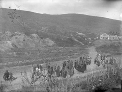 Oroszország, Vlagyivosztok, hadifoglyok a tábor melletti területen. A felvétel a Pervaja Recska negyedben, a mai Karjernaja utca környékén készült., 1916, Lőw Miklós, hadifogoly, Fortepan #203990