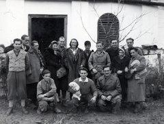 Romania,Transylvania, a "M. kir. 209/18 honvéd tábori vegyes munkásszázad" tagjai., 1940, Névai János, labor service, puppy, tableau, Fortepan #204162