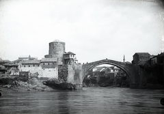 Bosznia-Hercegovina, Mostar, Öreg híd (Stari most) a Neretva folyó felett., 1910, Plohn József, folyó, híd, Fortepan #204250