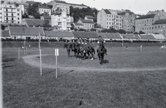 Magyarország, Budapest I., Vérmező, katonai gyakorlótér., 1927, Somogyvári Gergő, Budapest, lovasrendőr, verseny, Fortepan #204373