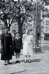 Hungary, Budapest V., a felvétel a Belgrád (Ferenc József) rakparton a Sörház utca közelében készült., 1937, Somogyvári Gergő, Budapest, family, black dress, Fortepan #204415