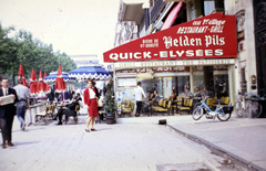 France, Paris, Avenue des Champs-Élysées, háttérben a Diadalív., 1969, Szilágyi Zsófia, bicycle, Fortepan #204599