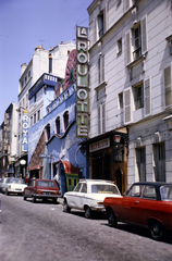 France, Paris, Rue Jean-Baptiste Pigalle a Place Pigalle felé nézve, jobbra a 60-as számú ház., 1969, Szilágyi Zsófia, Fortepan #204600