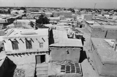 Uzbekistan, Bukhara, kilátás a Ko'Kaldosh medreszétől észak felé., 1971, Kereki Sándor, Soviet Union, house, flat roof, Fortepan #204732