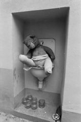 1974, Kereki Sándor, still life, teddy bear, wall fountain, Fortepan #204796