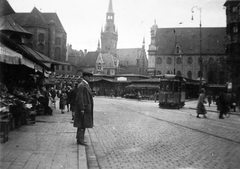 Németország, München, Viktualienmarkt. Háttérben a régi városháza tornya., 1935, Fortepan, villamos, középület, viszonylatszám, Jörg von Halsbach-terv, Fortepan #20490