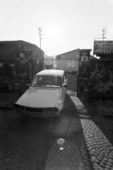 Magyarország, Budapest I., Pálya utca 6., 1977, Kereki Sándor, Budapest, házszám, automobil, kockakő, ellenfény, Fortepan #205945