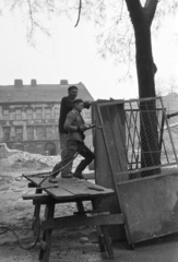 1972, Kereki Sándor, worker, pillar, tool, gate, Fortepan #206109