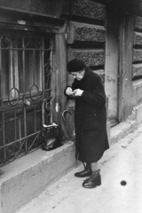 1969, Kereki Sándor, old person, stock, cap, coat, bag, wallet, grief, Fortepan #206165