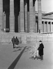 Magyarország, Budapest XIV., Hősök tere, Szépművészeti Múzeum., 1968, Kereki Sándor, léggömb, Budapest, Fortepan #206295