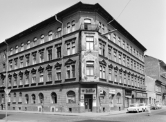 Magyarország, Budapest VII., István (Landler Jenő) utca, szemben a 28-as számú ház a Murányi utca sarkán., 1974, FŐFOTÓ, Budapest, FSO Warszawa, Fortepan #206578