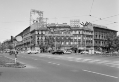 Magyarország, Budapest VI., Oktogon (November 7. tér)., 1975, FŐFOTÓ, Budapest, GAZ 24 Volga, VAZ 2101, Fortepan #206729