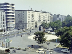 Hungary, Győr, Szent István út (Tanácsköztársaság útja) a Városház (Szabadság) térről nézve, balra a Hotel Rába., 1976, FŐFOTÓ, Fortepan #207069