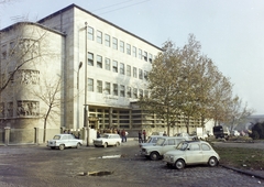 Magyarország, Óbuda, Budapest III., Nagyszombat utca 19., Árpád Gimnázium., 1977, FŐFOTÓ, színes, Budapest, Fortepan #207121