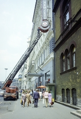 Magyarország, Budapest VIII., József körút a Blaha Lujza térnél, jobbra a Nemzeti Szálló épülete., 1978, FŐFOTÓ, színes, Budapest, Fortepan #207300