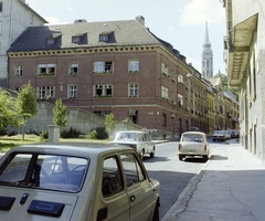 Magyarország, Budapest I., Hunyadi János út, balra a Szalag lépcső (Magas utca)., 1979, FŐFOTÓ, színes, rendszám, Budapest, Fortepan #207356