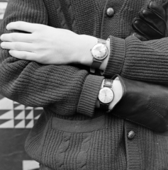 Hungary, 1969, FŐFOTÓ, watch, advertising photography, wrist watch, knitwear, gloves, Fortepan #207419