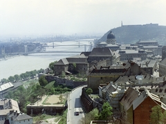 Magyarország, budai Vár, Budapest I., kilátás a Mátyás templom-tornyából a Budavári Palota (korábban Királyi Palota) és a Gellért-hegy felé., 1967, FŐFOTÓ, színes, Budapest, Fortepan #207557