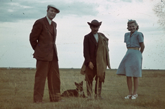 Hungary, Hortobágy, 1941, Fortepan, colorful, dog, tableau, men, woman, shepherd, wrangler, hands behind the back, Fortepan #20819