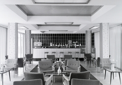 Hungary,Lake Balaton, Zamárdi, Petőfi Sándor utca 18., a Touring Hotel eszpesszója., 1969, FŐFOTÓ, Fortepan #208421