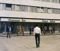 Hungary, Győr, Árpád út - Baross Gábor (Lenin) út sarok, Rába Hotel., 1969, FŐFOTÓ, Fortepan #208480