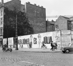 Hungary, Budapest V., Kálvin tér, a Fővárosi Moziüzemi Vállalat (FŐMO) által forgalmazott film plakátja. Jobbra a Kecskeméti utca., 1969, FŐFOTÓ, Budapest, Best of, Fortepan #208776