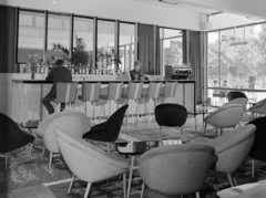 Magyarország,Balaton, Siófok, Petőfi sétány, a Hotel Hungária eszpresszója., 1967, FŐFOTÓ, Casino-kávégép, retró, Fortepan #209117