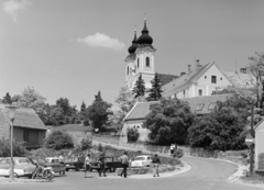 Magyarország,Balaton, Tihany, Kossuth Lajos utca, szemben a mai Borsos Miklós tér, fent a Bencés Apátság., 1967, FŐFOTÓ, Fortepan #209128