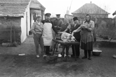 1961, Belházy Miklós, pig slaughter, Fortepan #210016