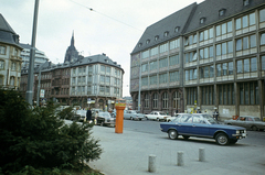 Németország, Frankfurt am Main, Paulsplatz, szemben a háttérben a Szent Bertalan-székesegyház tornya látszik., 1972, Fürdőigazgatóság, Fortepan #210340