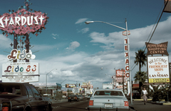 Amerikai Egyesült Államok, Nevada állam, Las Vegas, South Las Vegas Boulevard, balra a Stardust Resort reklámja., 1983, Herpay Gábor, Fortepan #210455