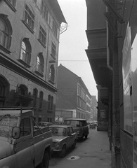 Magyarország, Budapest VII., Nagy Diófa utca a Wesselényi utcától a Rákóczi út felé nézve, balra a Nagy Diófa utca 19., 1980, Fortepan, utcakép, Budapest, Fortepan #21048