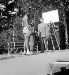 Hungary, Latabár Kálmán és Benkő Gyula színművészek., 1949, Hontvári Judit, bench, actor, filming, Fortepan #210615